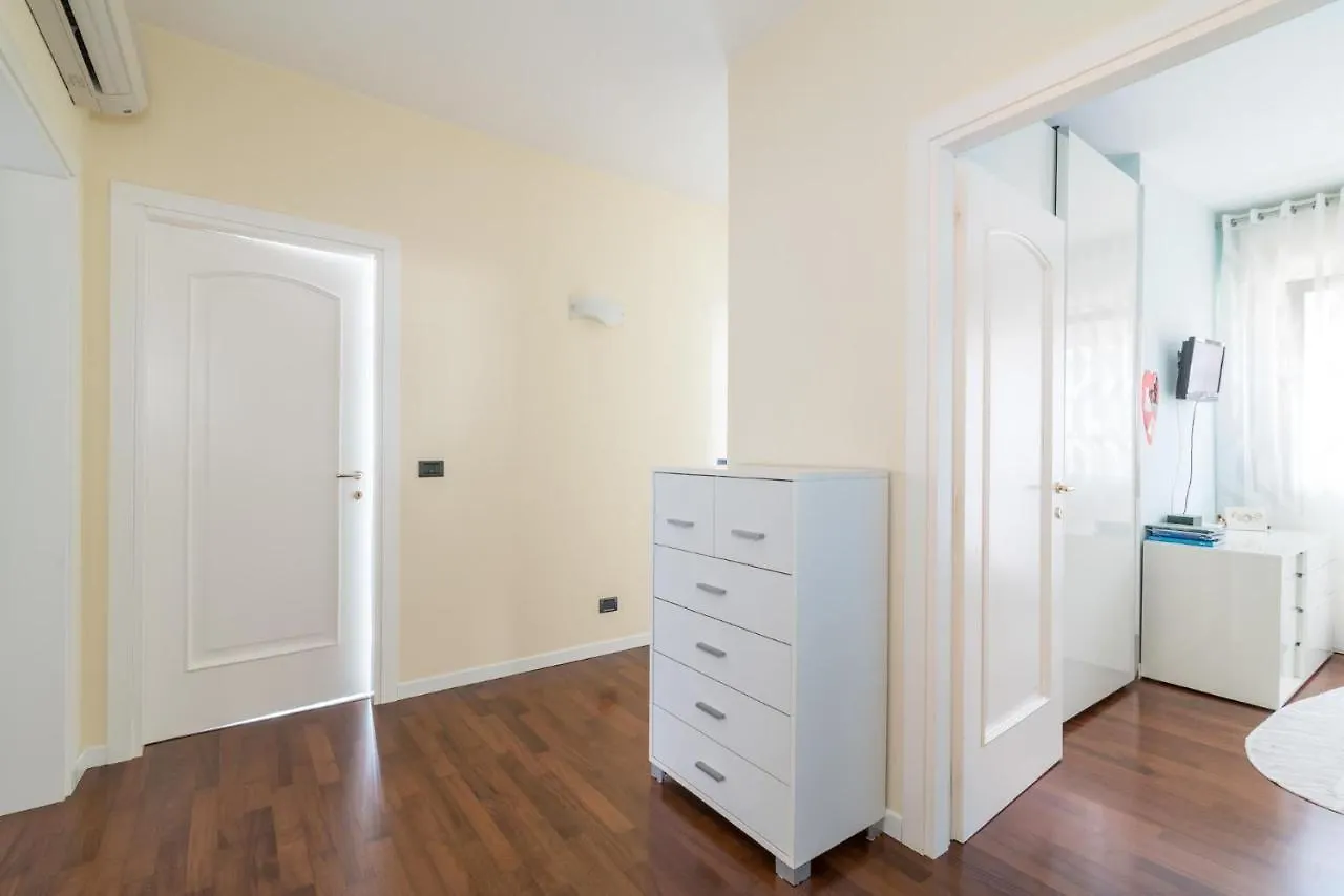 Casa vacanze ImmobiliareJVL-Alghe Rosse Villa Lido di Jesolo Italia